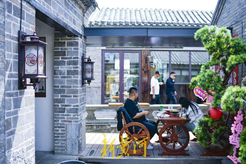 济南老城精心装饰美颜,备战五一旅游黄金周