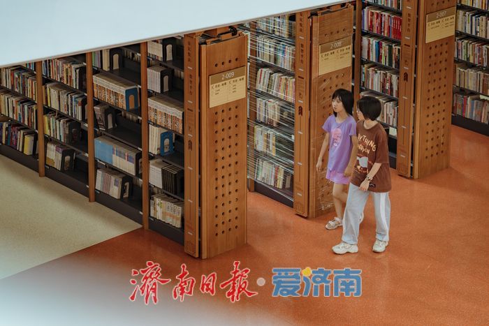泉城书香伴夏长,暑期图书馆成孩子们的“书香乐园”