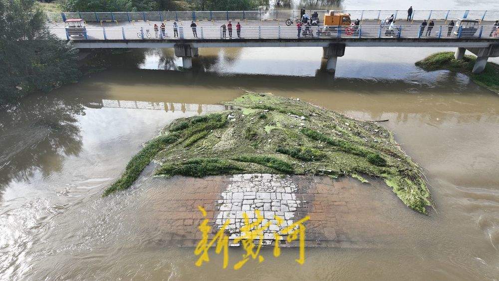 泄洪结束 济南明代古桥“浮出水面”现全貌