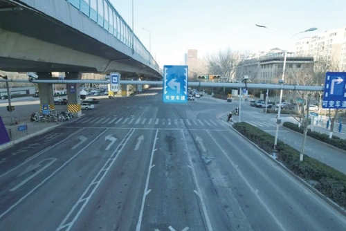 济南首个联动可变车道上线！二环南高架路东向西高峰期拥堵降低25.5%