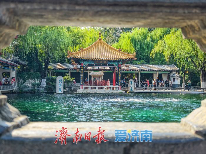泉力拉满！趵突泉持续高位喷涌，金秋赏泉正当时