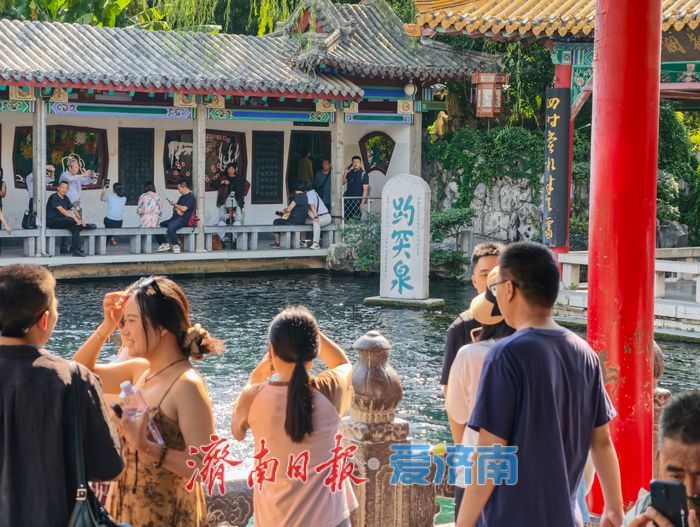 泉力拉满！趵突泉持续高位喷涌，金秋赏泉正当时