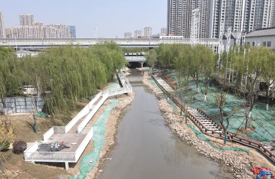 济南腊山河沿线改造提升 “活力文化休闲区”亮相